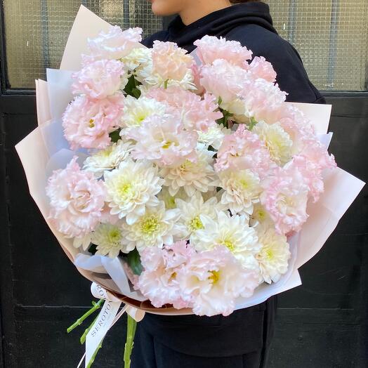 Eustoma and hrysantema