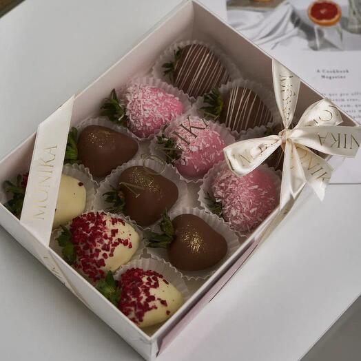 Клубника в шоколаде "Bariloche" 12шт