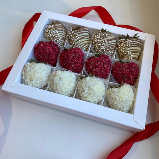 Fresa en chocolate 12pcs