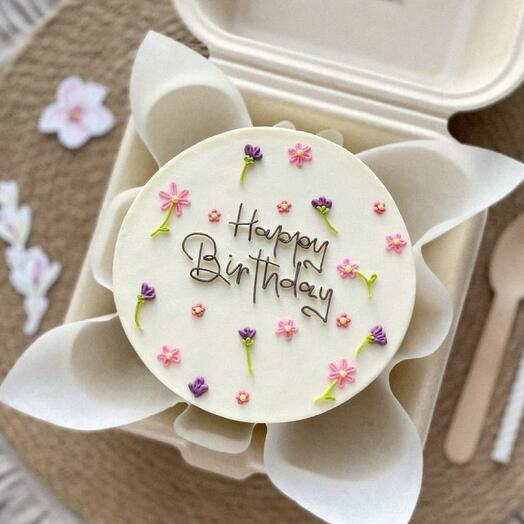 Бенто торт happy birthday с цветами