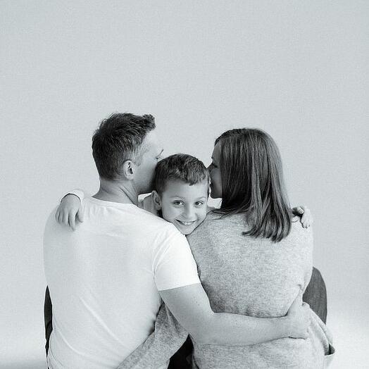 Семейная фотосессия без фотографа с зеркалом и пультом в студии автопортрета 100 минут электронный сертификат