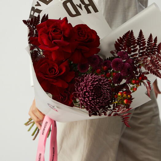 Букет с хризантемой Dozen baby 24