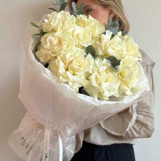 Букет из 9  белых французских роз