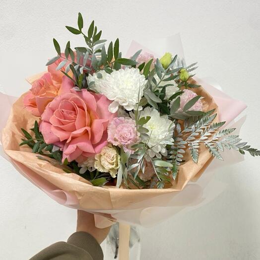 Букет французских роз с лизиантусом «Сладкие мечты»