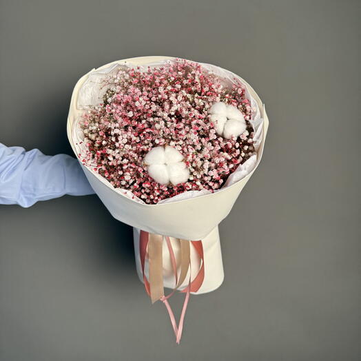 Букет  из розовой гипсофилы