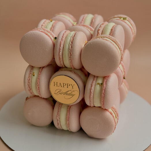 Торт - Куб из макарон