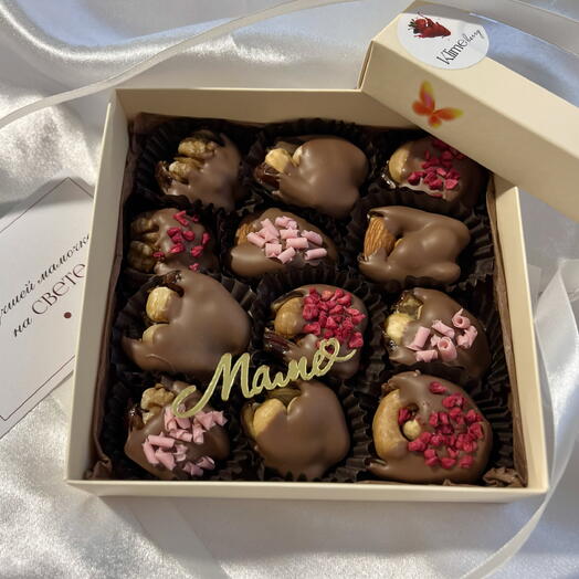 Финики в шоколаде «Маме» 12 шт