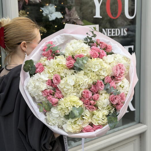 "Dreamland" Bouquet (spray roses, hydrangeas, eucalyptus)