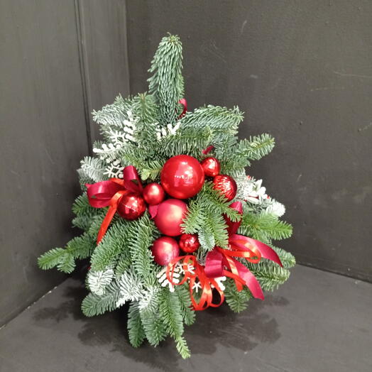 Декоративная ёлочка из нобилиса