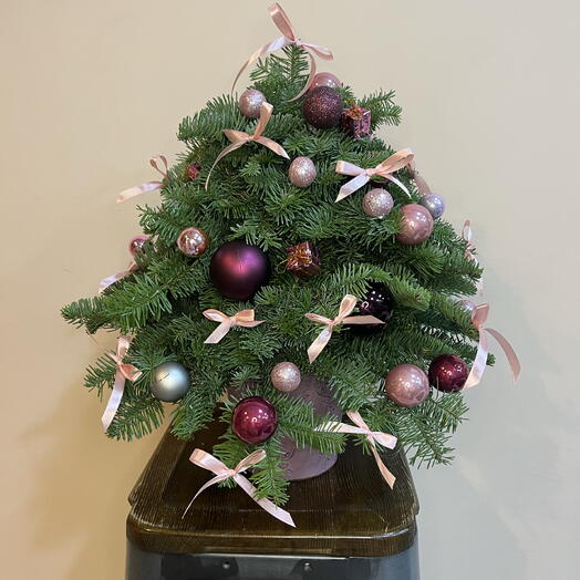 Розовая Ёлка