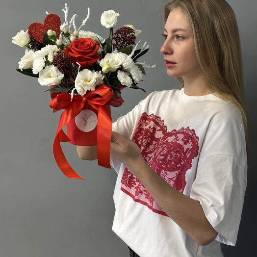 Цветы в коробке 180