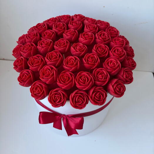 Красные розы