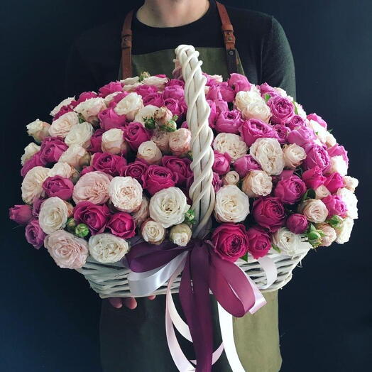 Корзина с цветами пионовидная роза ,вау эффект