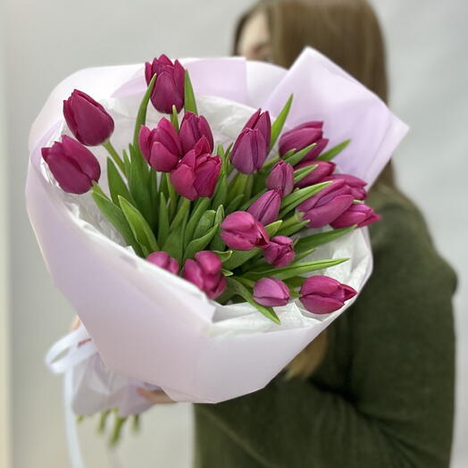Букет из 21 тюльпана