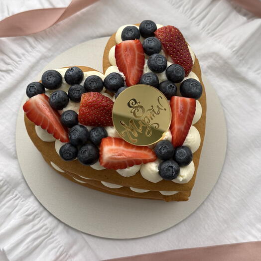 Медовое сердце с клубникой и голубикой «8 марта»🌸