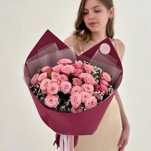 Букет из кустовой розы и гипсофилы S
