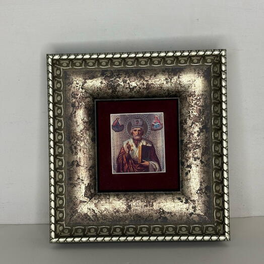 Святая икона Николая Чудотворца наэх