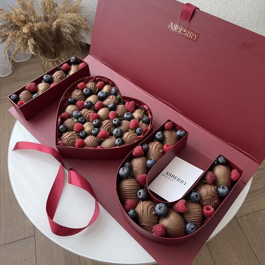 Клубника в шоколаде набор премиум I love you