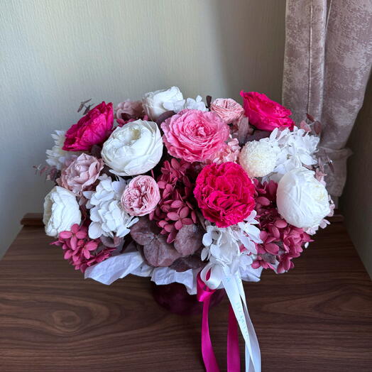 Стабилизированные цветы "Малиновые сны"