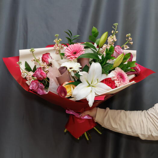 Нежный и легкий букет с пробуждением Лилии и Матиолы🌸🌸🌸🌸🌸