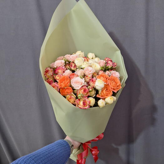 Букет из 15 кустовых роз 💕💕💕