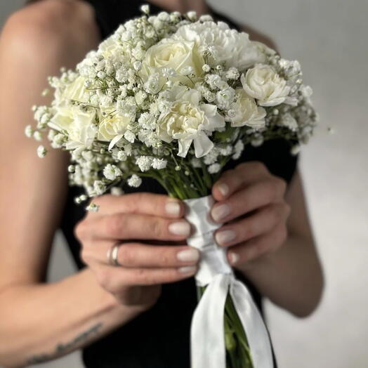 Букет невесты Белая рапсодия 💍 розы, диантусы, гипсофила