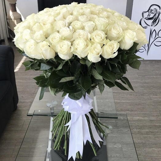Luxury White roses