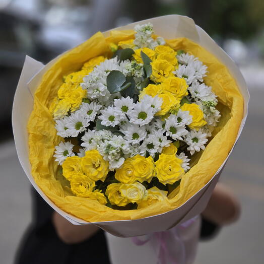 Букет из желтых роз и хризантемы💐