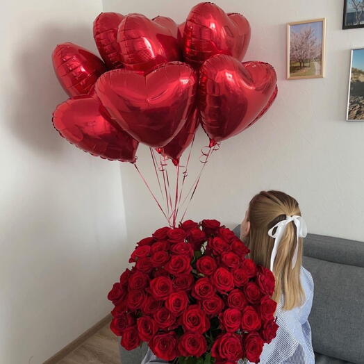 Flowers and balloons gift set