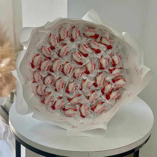 Букет Raffaello