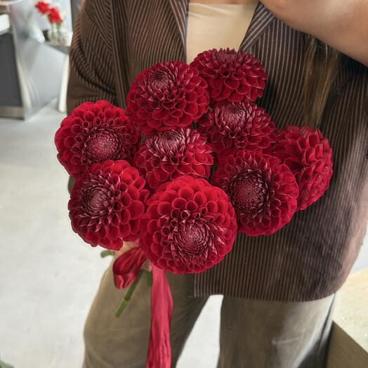 Букет из георгин