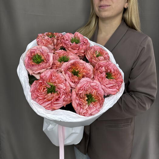 Пионовые необычные розы мандарин экспрешен