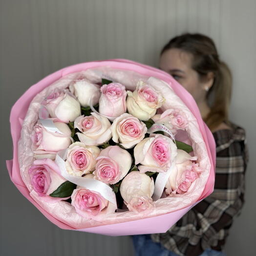 Букет из 15 розовых роз «Нежное послание»