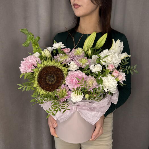 Коробка с Подсолнухом+Лилия🌻💕🍇😍
