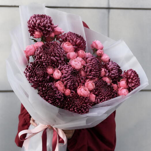 Bigoudi with spray roses