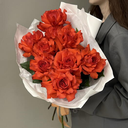 Букет из коралловых французских роз 9 шт