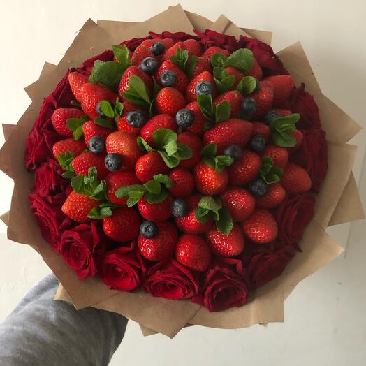 Strawberry rose
