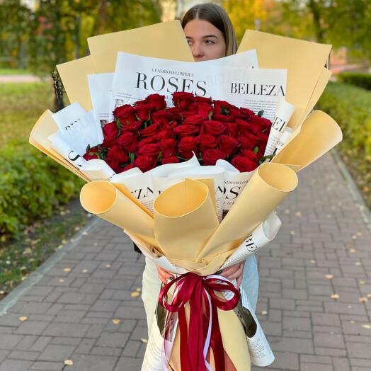 Ramo de lujo de 51 Rosas rojas