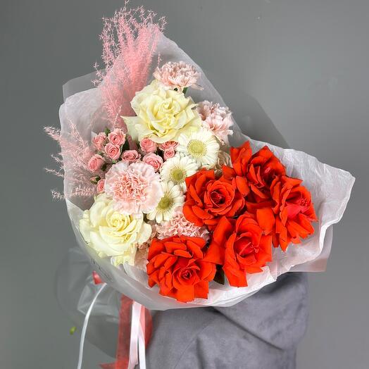 Stylish bouquet with French roses (249)