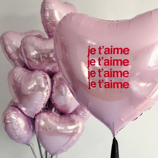 Nagy szív felirattal és 23 szívből álló csokor