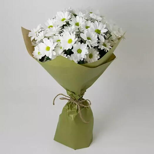 Bouquet of white chrysanthemums
