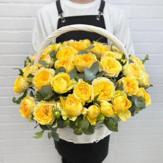 Корзина с цветами💛💛💛