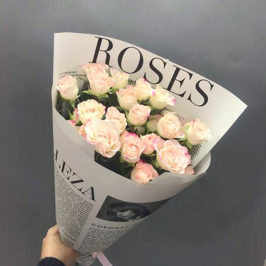 Bouquet of shrub roses Reflex
