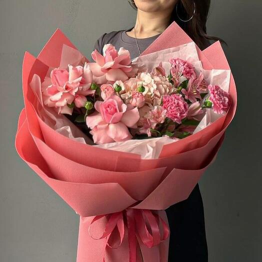 Ramo con rosas francesas
