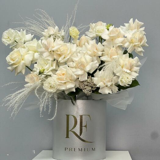 Композиция "White swan"