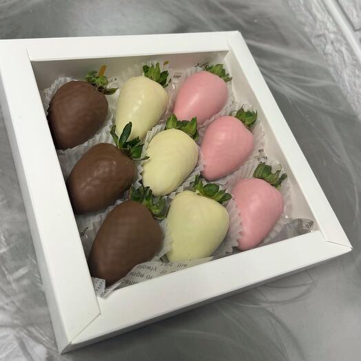Клубника в шоколаде 🍓9 шт
