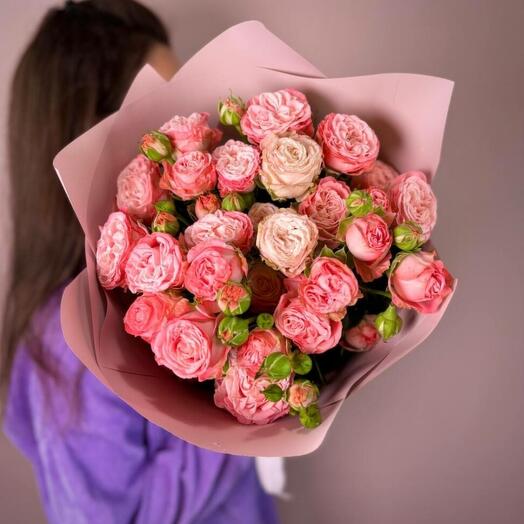 9 кустовых пионовидных роз бомбастик