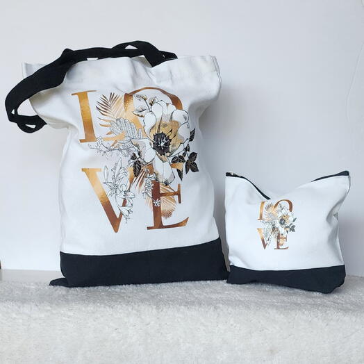 Tote bag with make up pouch