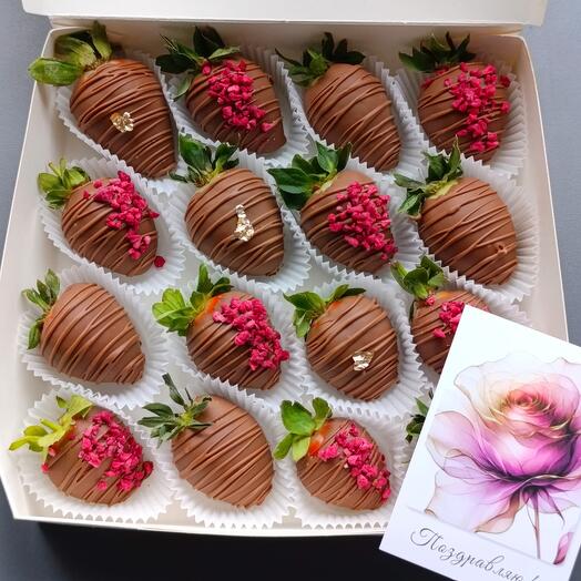 Fresas cubiertas de chocolate-tintineo de Frambuesa