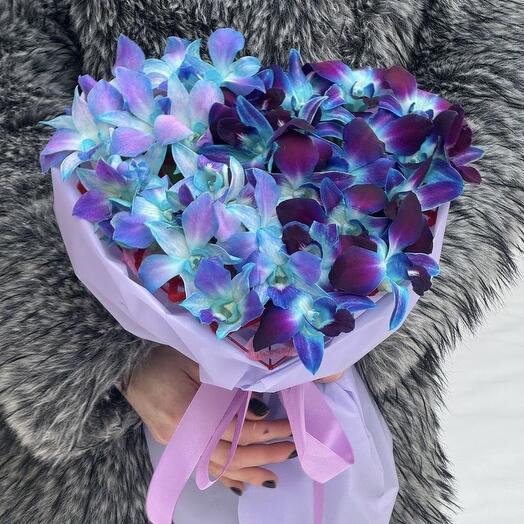 Лунное сердце 🖤 с голубым и синим дендробиумом
